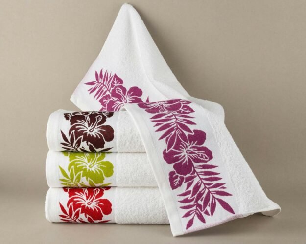 Premium white hotel towels